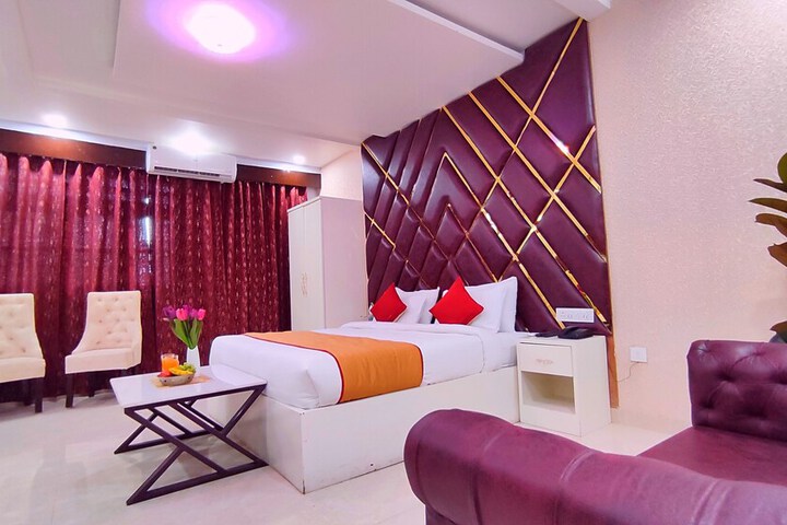 Room 14 of 49