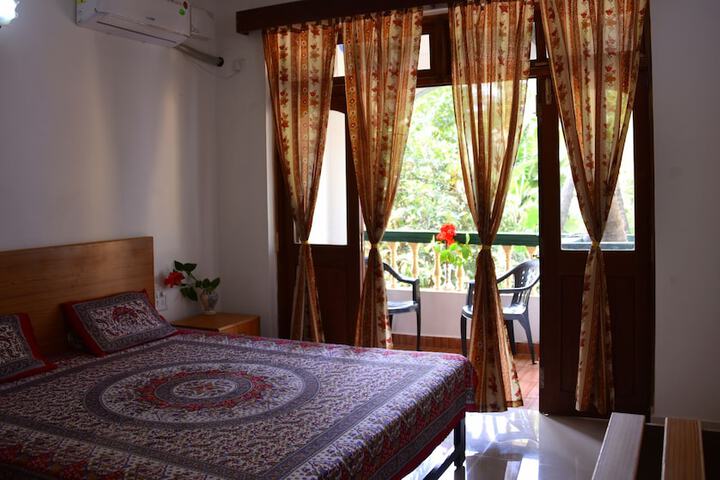 Room 16 of 65