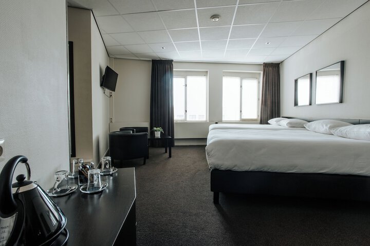 Room 22 of 67
