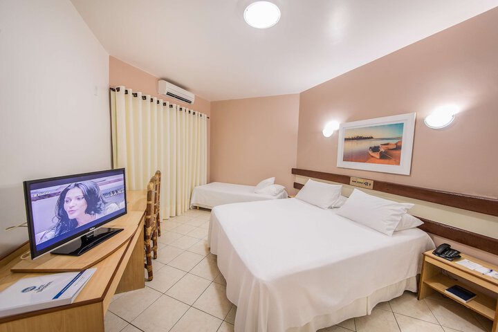 Room 28 of 123