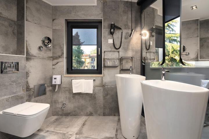 Bathroom Interior Photo