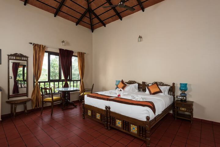 Room 6 of 26