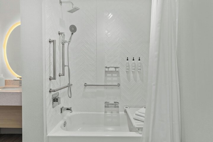 Room 40 of 57