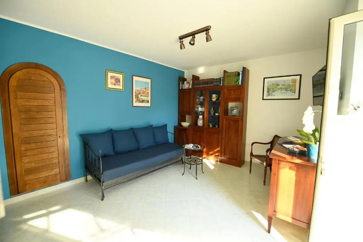 Room 7 of 15