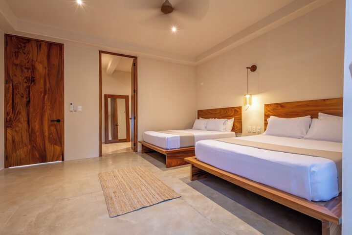 Room 14 of 70