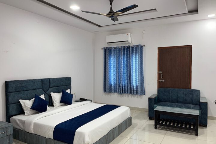 Room 21 of 26