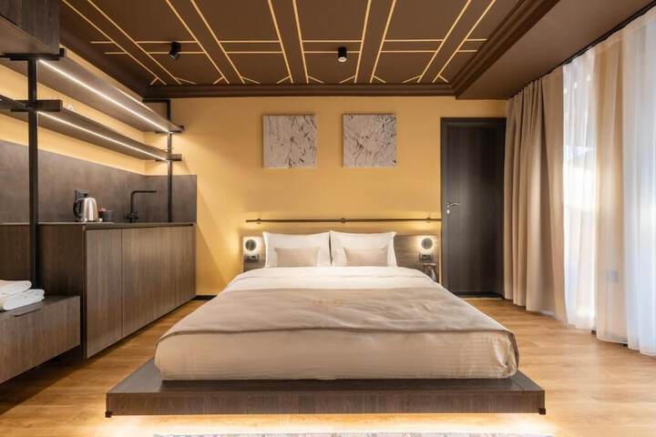 Room 40 of 79