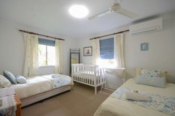 Room 16 of 33