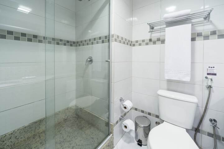 Clean Restrooms