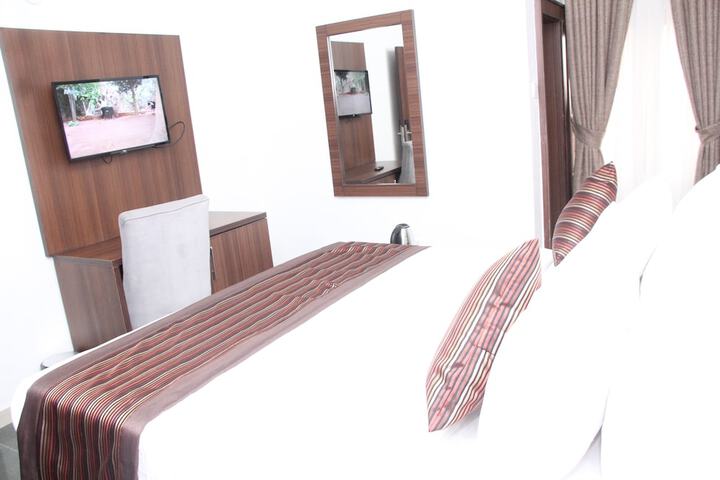 Room 7 of 23