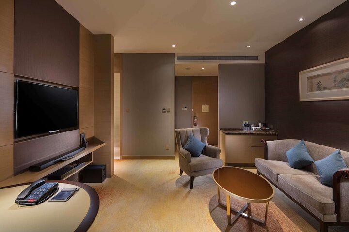 Room 45 of 96
