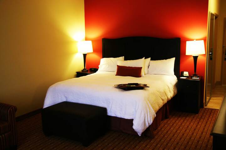 Room 3 of 25