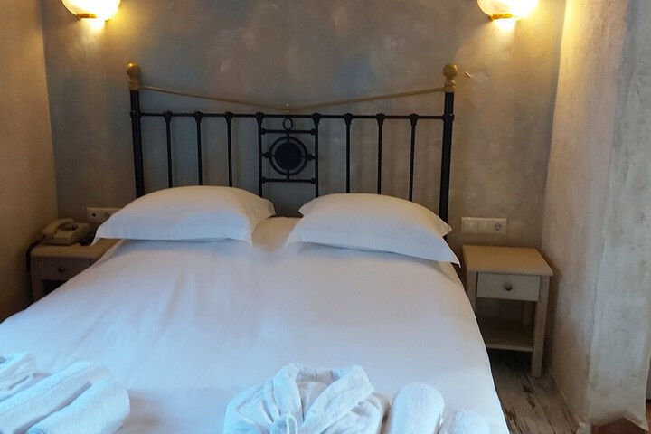 Room 60 of 446