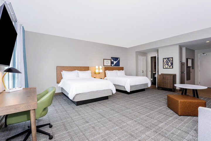 2 Queen Studio Suite (8 of 13)