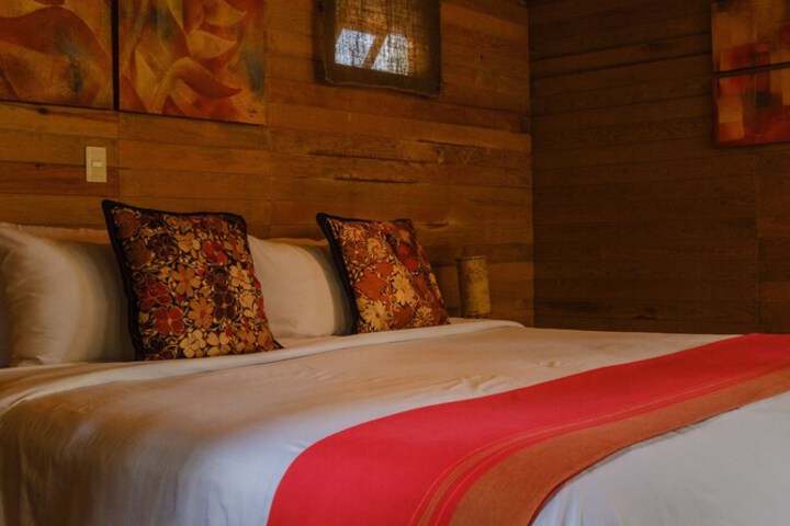 Room 14 of 95