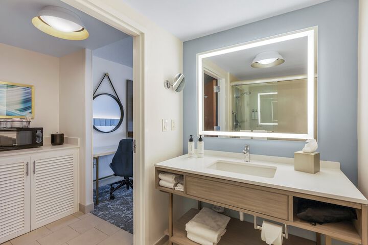 Room amenity