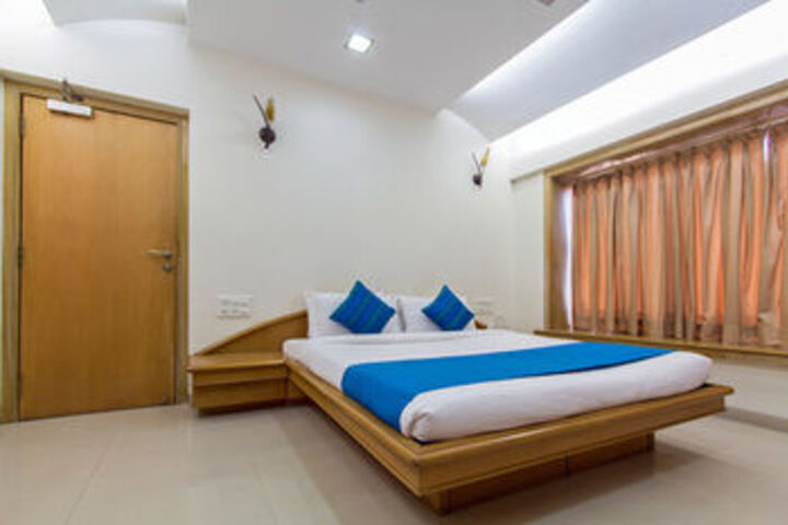 Image of Zo Rooms Worli Seaface