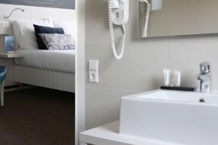 Room 14 of 31