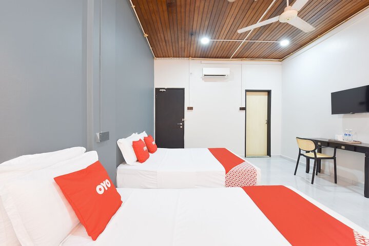Room 18 of 46