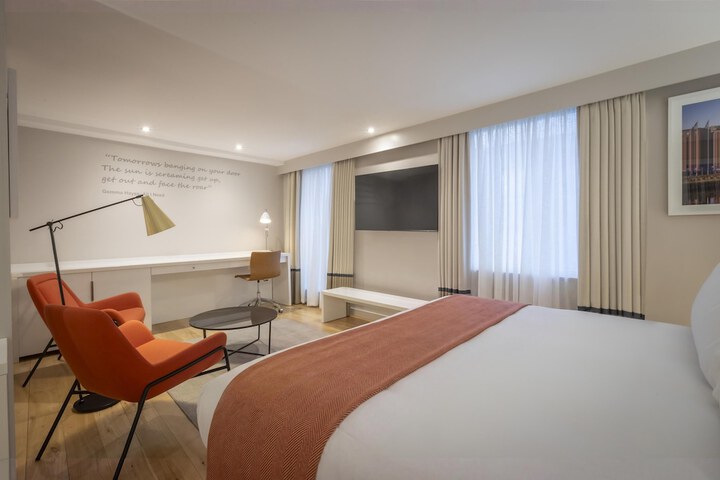 Room 47 of 126