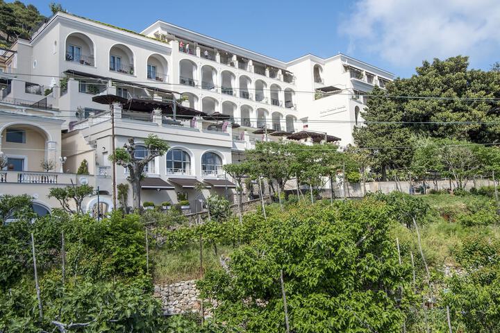 Hotel 140 of 149