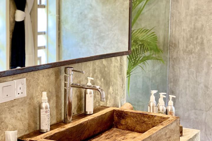 Room 26 of 266