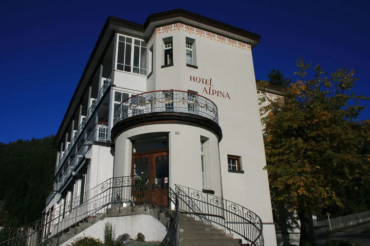 Hotel Alpina