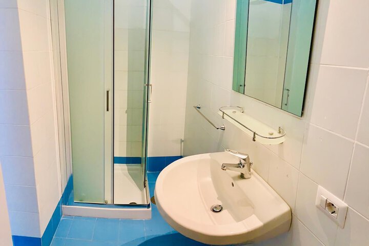 Room 30 of 55