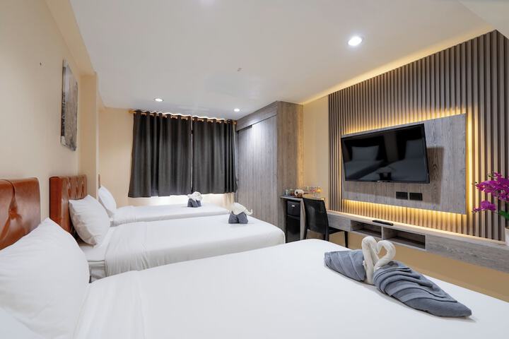 Room 22 of 63