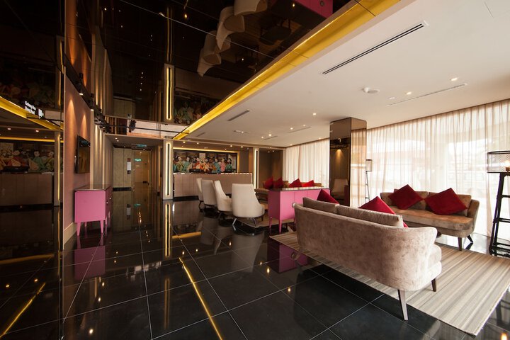 Hotel Interior 10 of 47