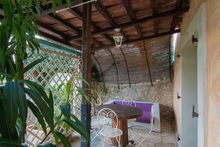 Terrace/Patio 71 of 184