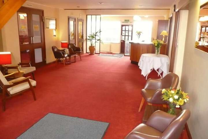 Guest Lobby