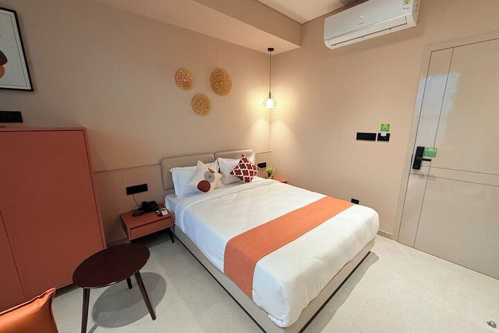 Room 3 of 15