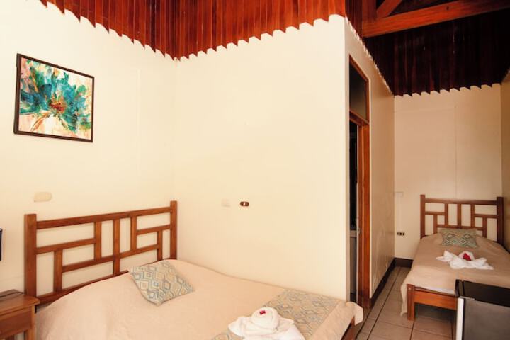 Room 15 of 23