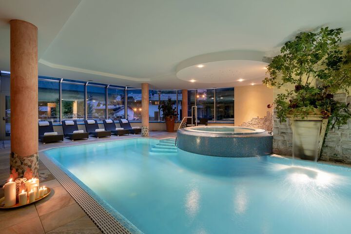 Pool 99 of 122