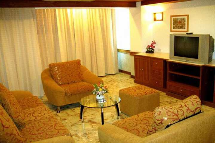 Room 20 of 36
