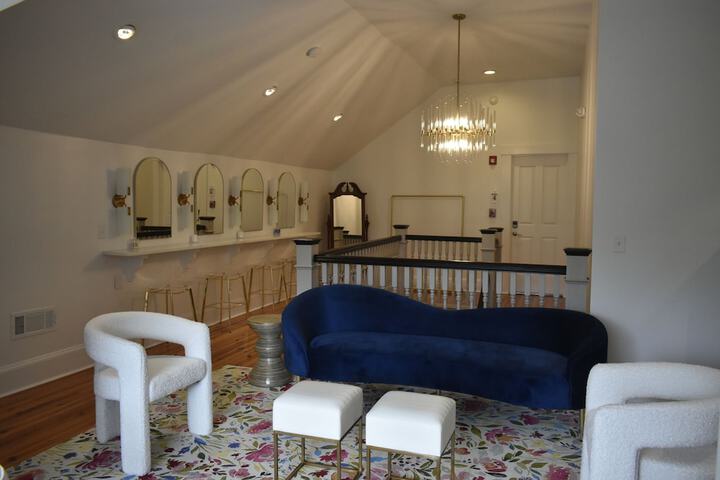 Room 12 of 43