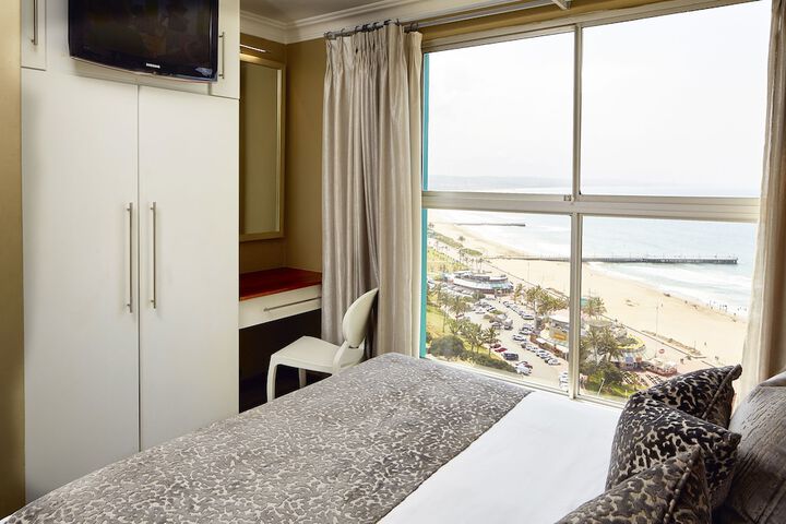 Room 27 of 118