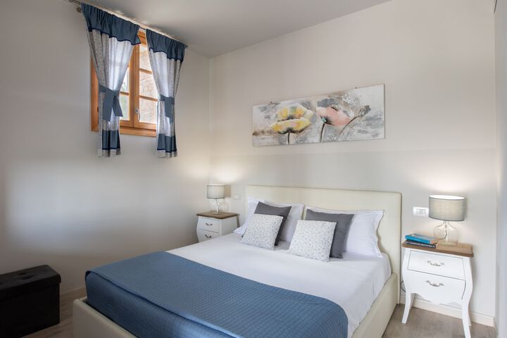 Room 20 of 74