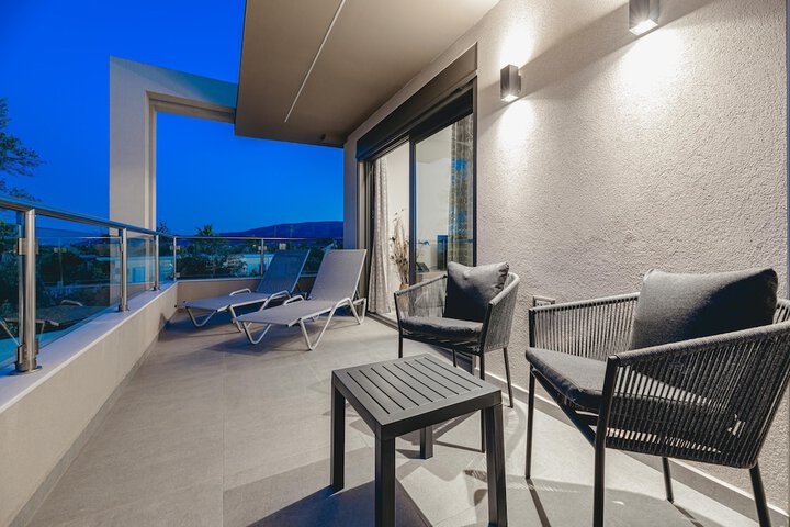 Terrace/Patio 26 of 48