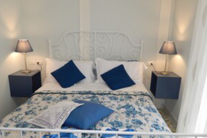 Room 44 of 48