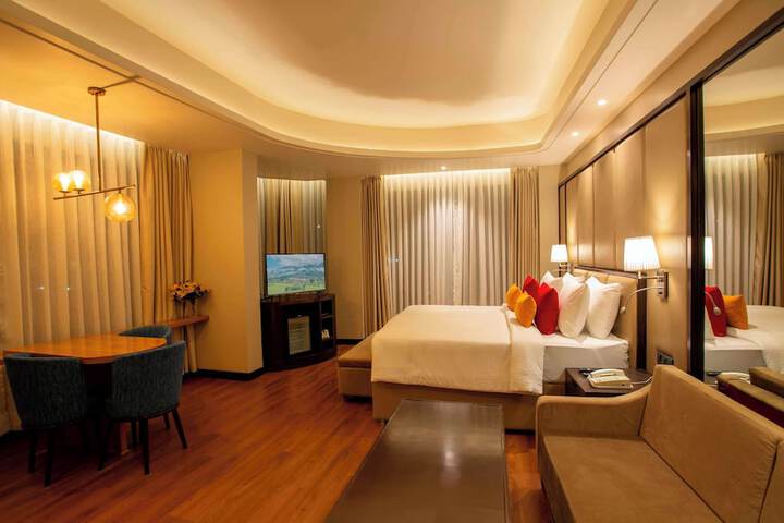 Room 30 of 74