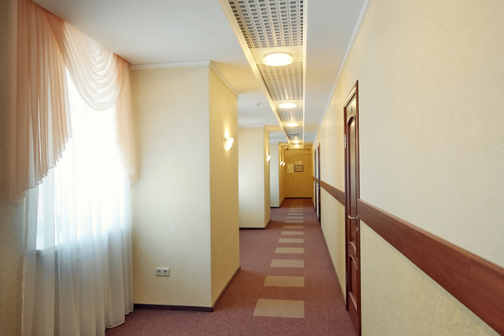 Room 9 of 12