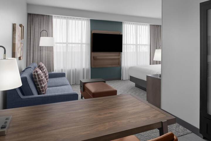 Room 15 of 47