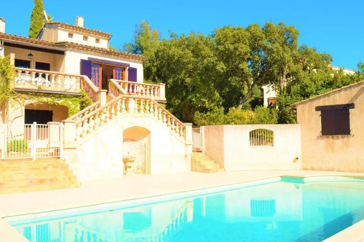 Pool 5 of 7