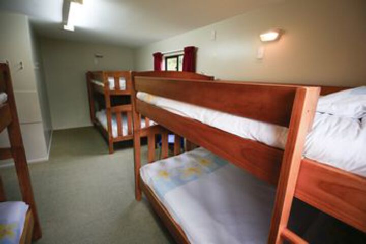 Room 21 of 40