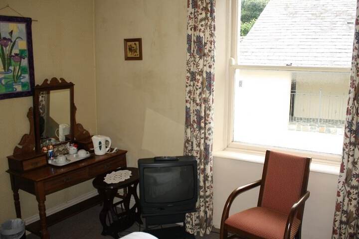 Room 15 of 75