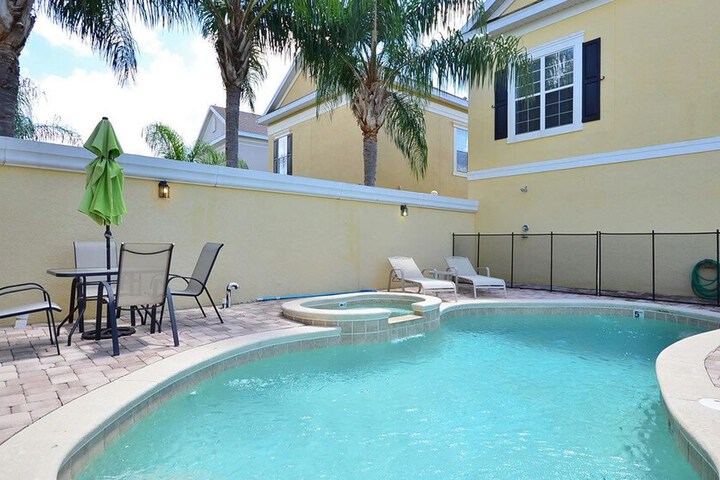 Pool 42 of 108