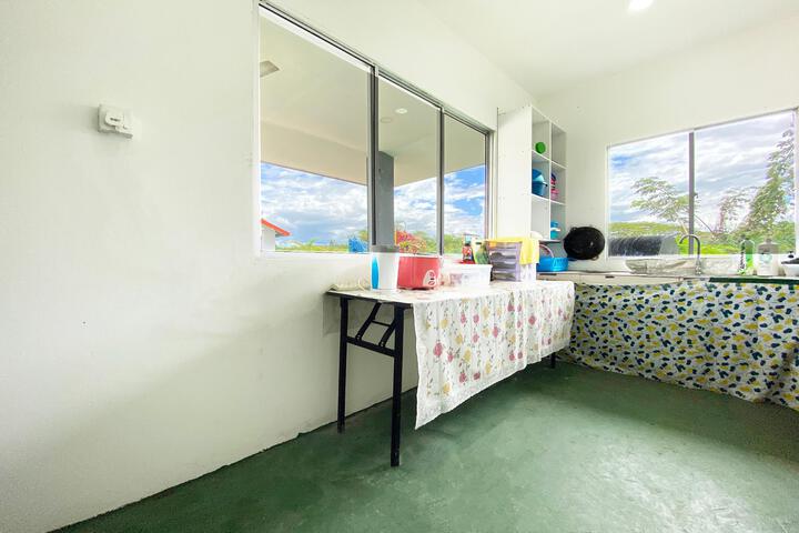 OYO 90230 Dh Residence
