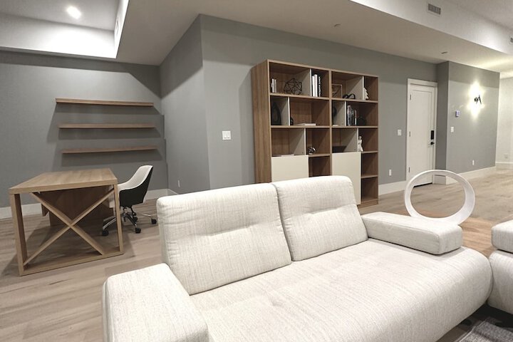 Room 28 of 109